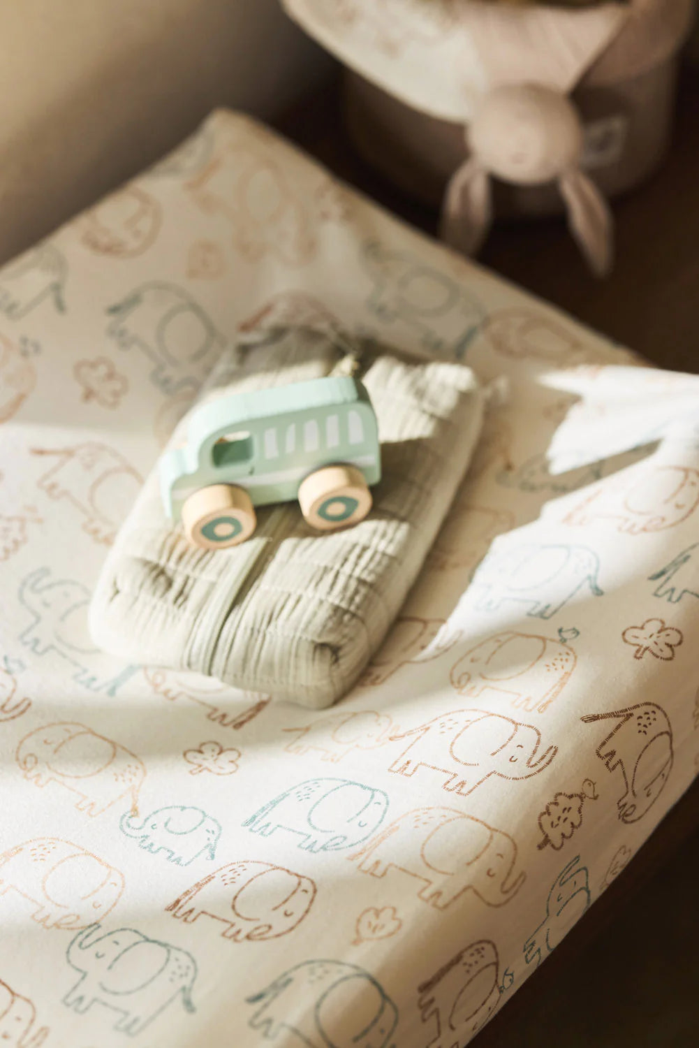 Mbulesë për dyshek ndërrimi Elephant Tales