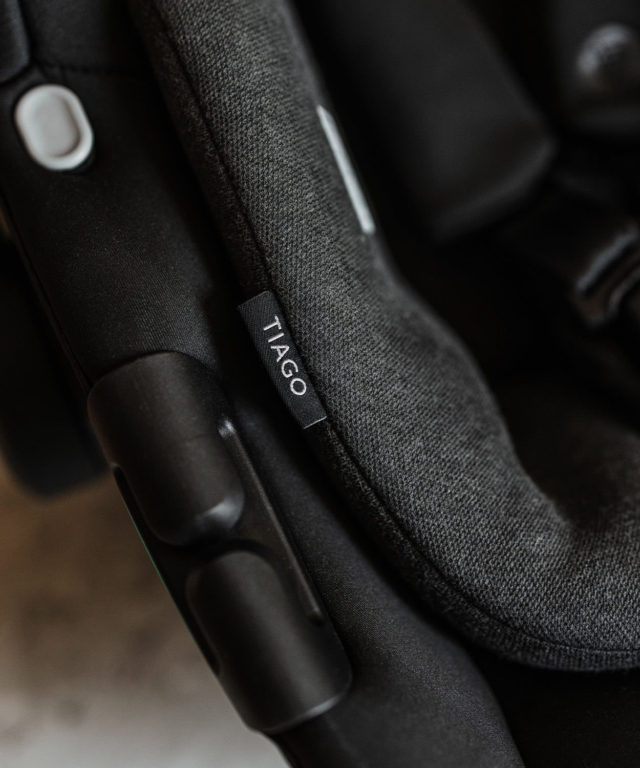 Tiago Car Seat