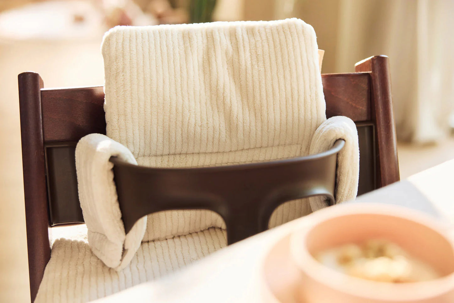 Jastëk për karrige ngrënieje që përshtatet me rritjen e fëmijës Cloudy Rib Oatmeal