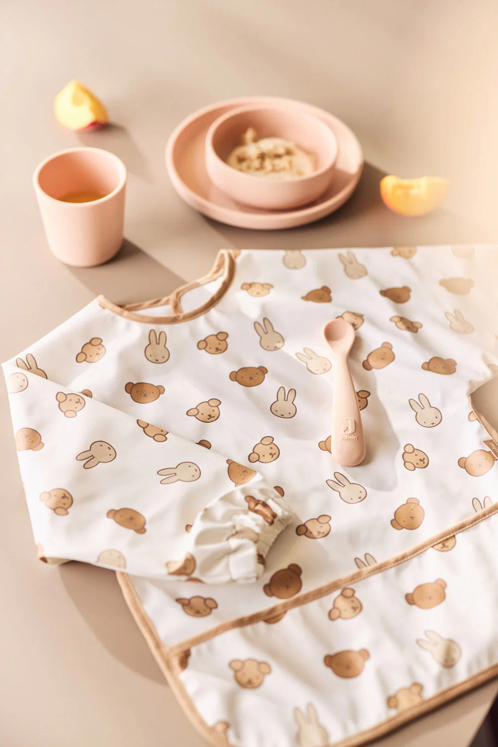 Përparëse kundër ujit me mëngë Miffy and Friends