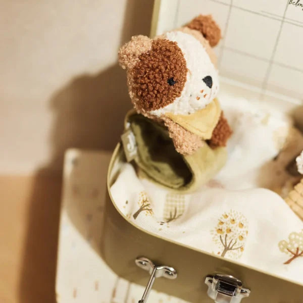 Lodra e Butë për Kyç –  Qeni Mick