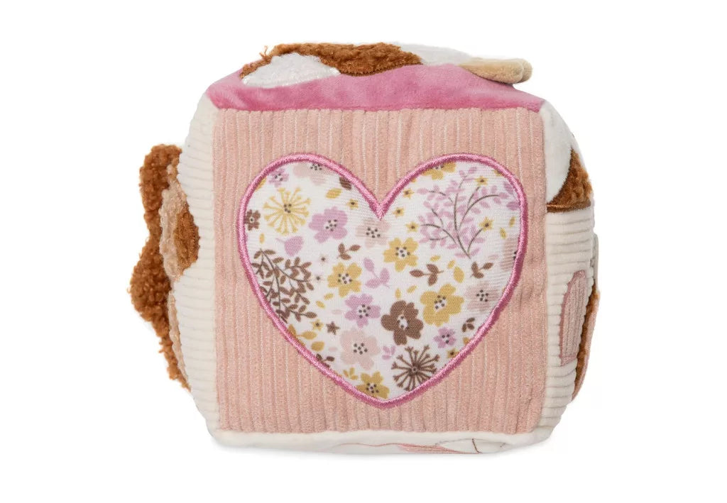 Kub Aktivitetesh – Zanat e Luleve