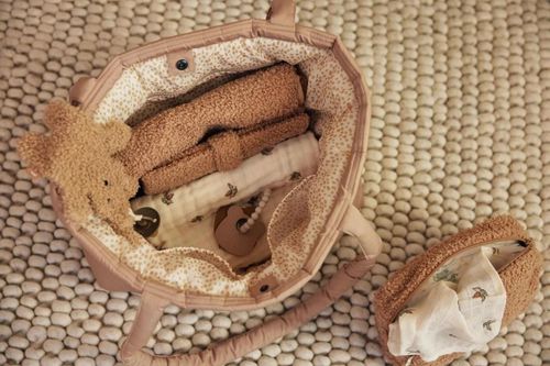 Çanta më e ëmbël dhe praktike – në ngjyrën e qetë Olive Green