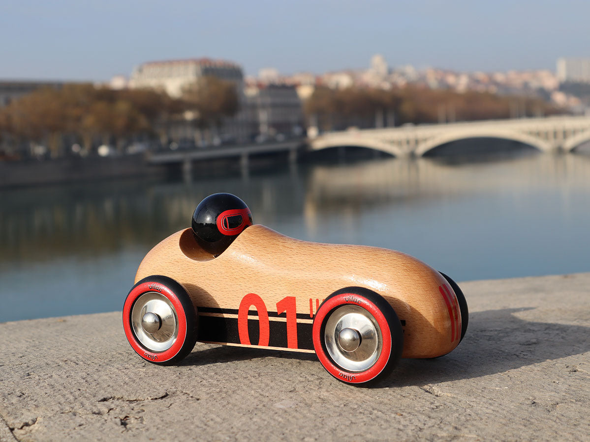 Makina e drurit old sport